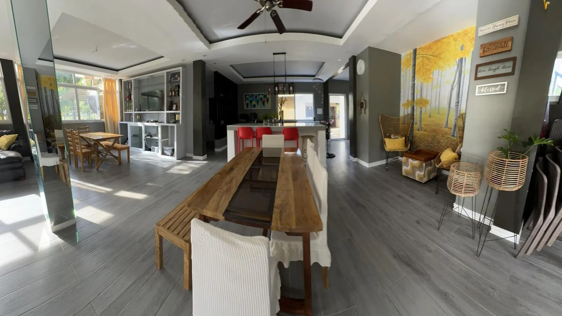 Inato Suites Rm 2 2 Queen Beds Panglao Philippines